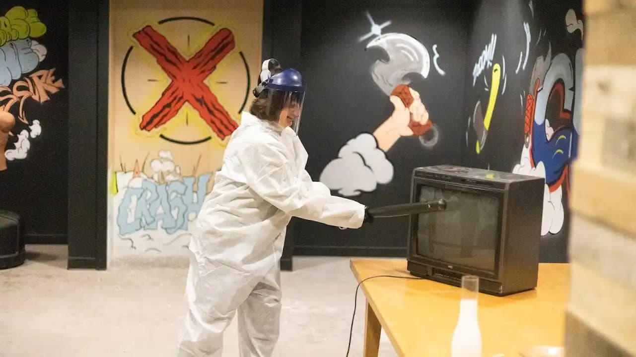 BullsEye Axe Lounge X Rage Room - axe throwing in Dallas - Top rated