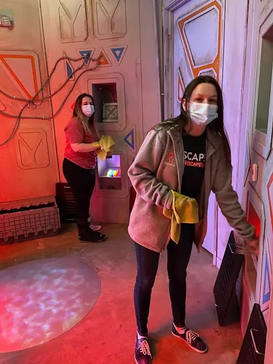 Red Door Escape Room - escape rooms in Dallas - Top rated