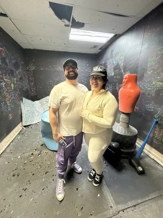 SmashZen | Rage and Splatter Room - rage rooms in Houston - Top rated