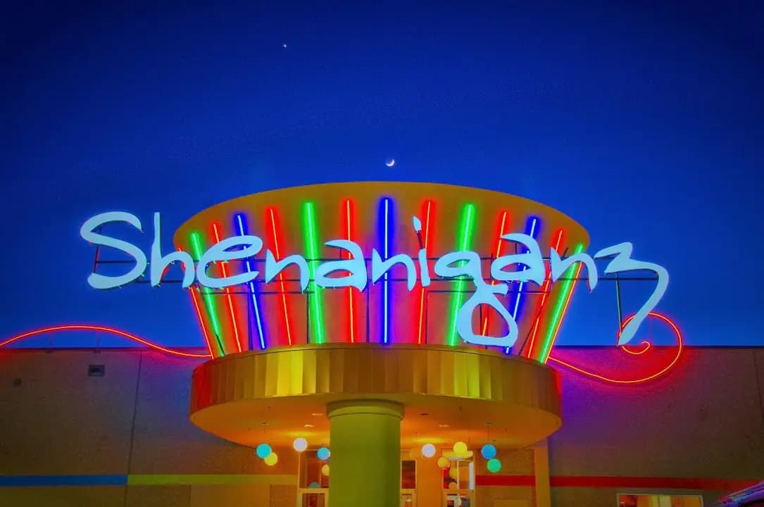 Shenaniganz Entertainment Center - escape rooms in Dallas