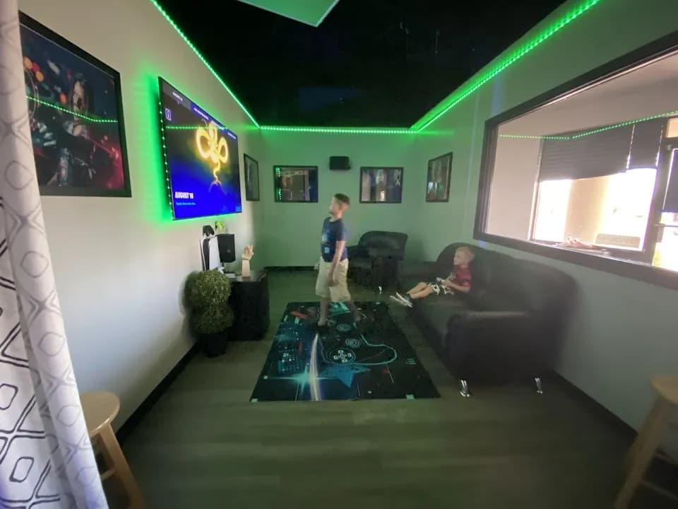 Nerds and Geeks VR Lounge - Popular vr games destination in Phoenix
