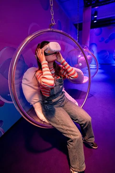 vr games experience at Bubble Planet: An Immersive Experience - Los Angeles located in Los Angeles