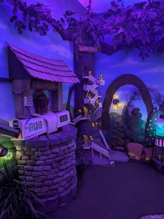 escape rooms experience at 60out Escape Rooms - Hollywood located in Los Angeles