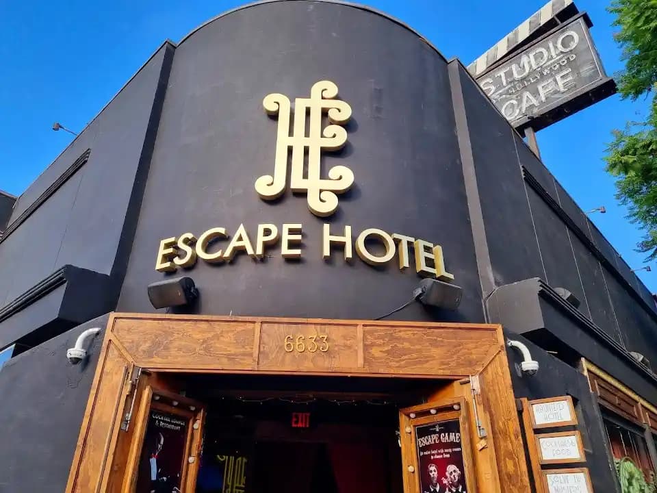 escape rooms experience at Escape Hotel Hollywood located in Los Angeles