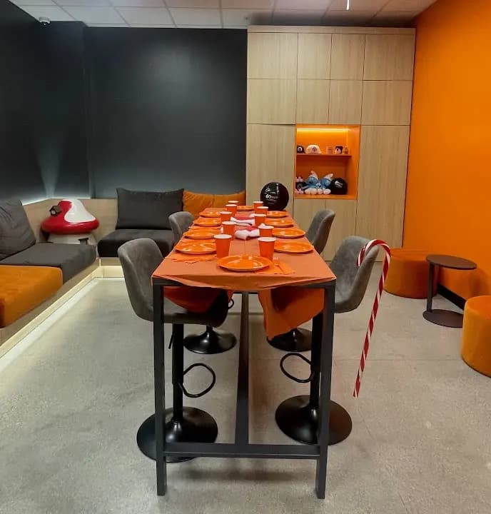 60out Escape Rooms LA - HHLA - Popular escape rooms destination in Los Angeles