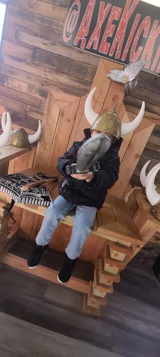 Axe Kicking Entertainment Axe throwing Archery Fowling - axe throwing in New York - Top rated