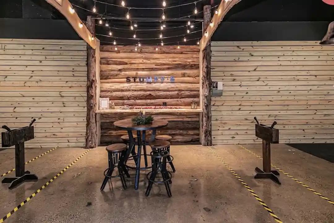 axe throwing experience at Stumpy's Hatchet House of Princeton located in New York