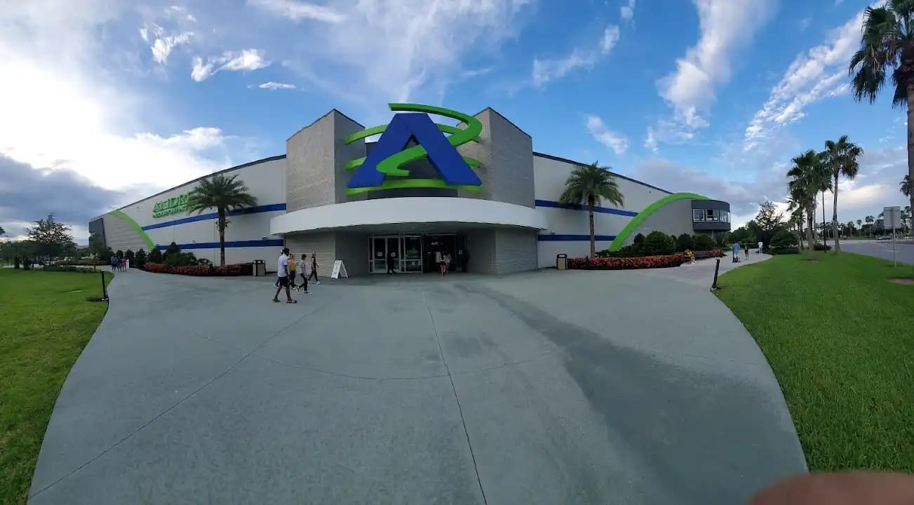 vr games experience at Andretti Indoor Karting & Games Orlando located in Orlando
