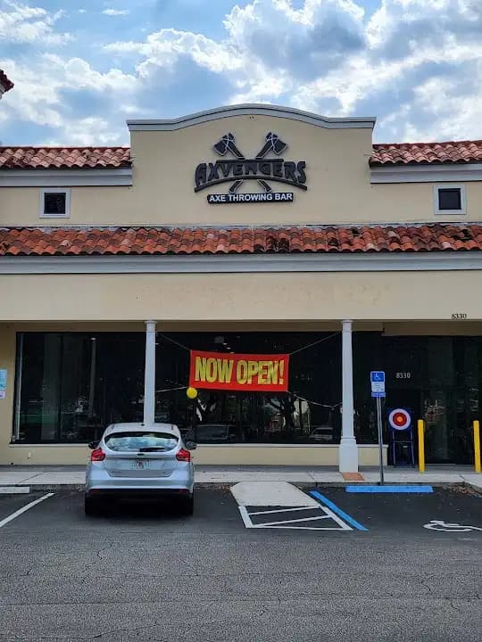 Axvengers Axe Throwing Bar - Popular axe throwing destination in Orlando