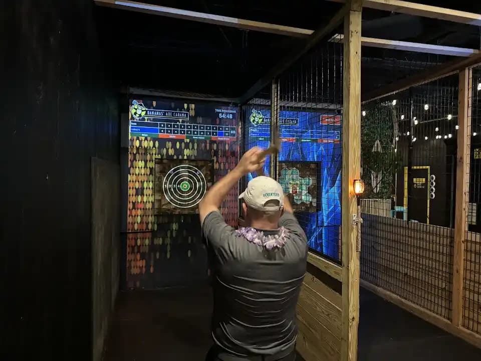 Bananas' Axe Cabana - axe throwing in Orlando - Top rated