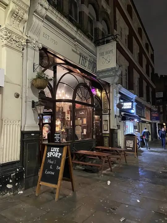 Interior view of Houdini's Escape Room Experience - Farringdon escape rooms facility in London