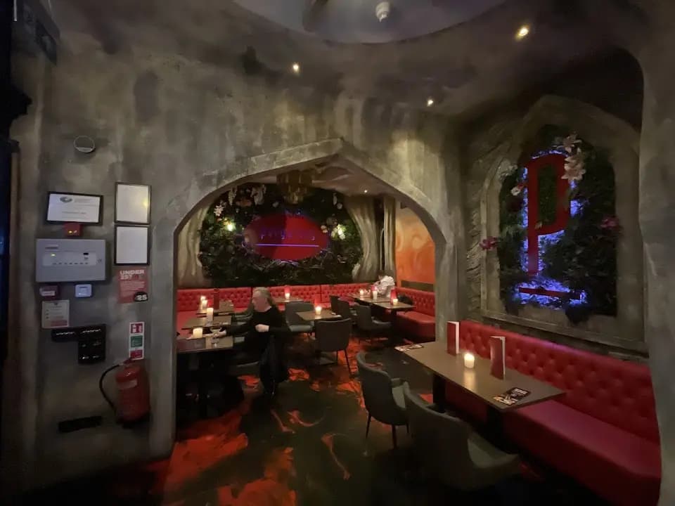 escape rooms experience at No Escape Victoria located in London