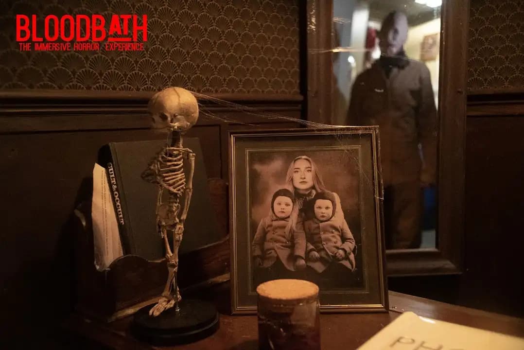 Photo of ScreamWorks escape rooms activities in London