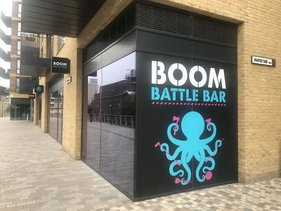 Boom Battle Bar Wandsworth - Popular axe throwing destination in London