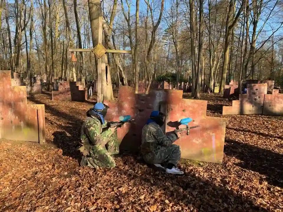 RW Paintball & Childrens Paintball Hatfield, Cheshunt and North London. - Popular paintball destination in London