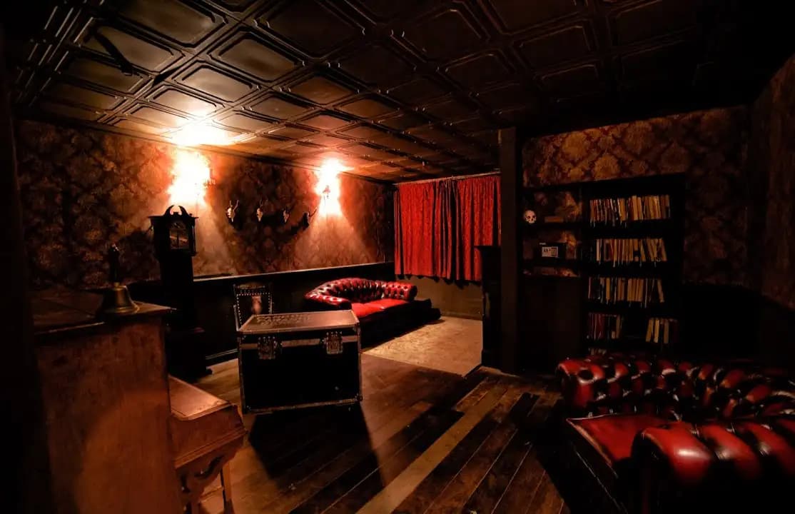 moviESCAPE Stockport - Popular escape rooms destination in Manchester