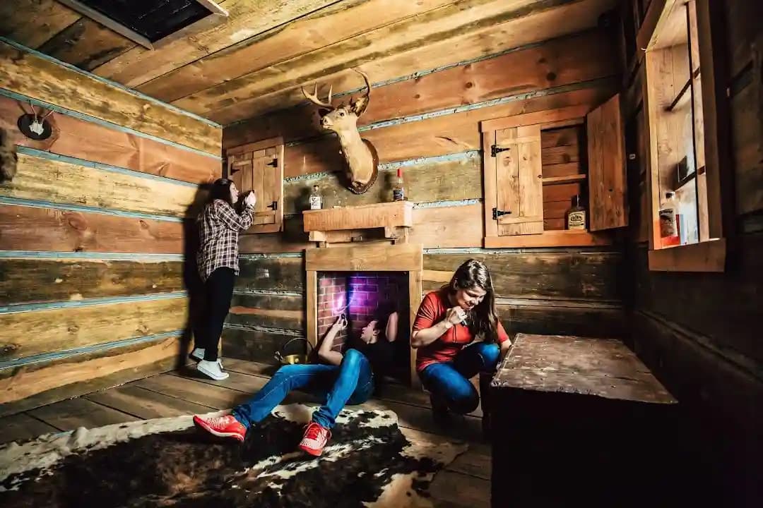 escape rooms experience at The Escape Game Chicago located in Chicago