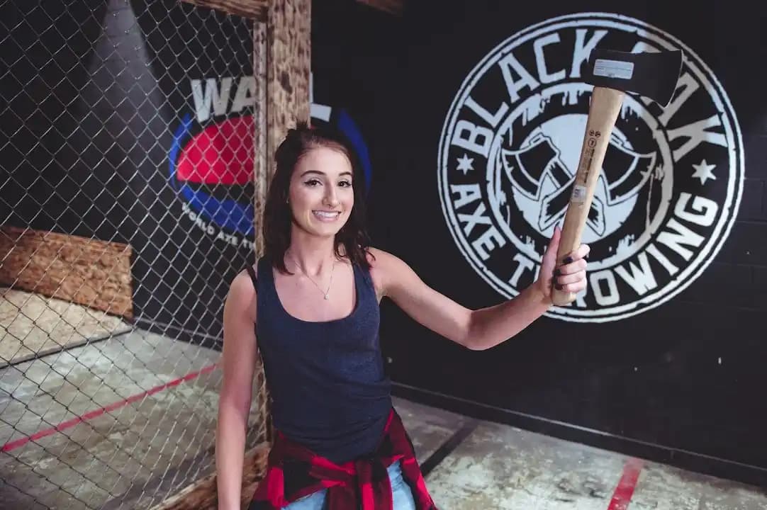 Black Oak Axe Throwing - axe throwing in Chicago - Top rated