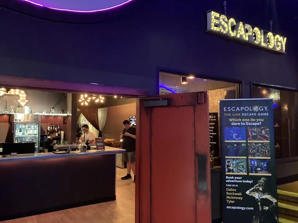 escape rooms experience at Escapology Escape Rooms Rockwall located in Dallas