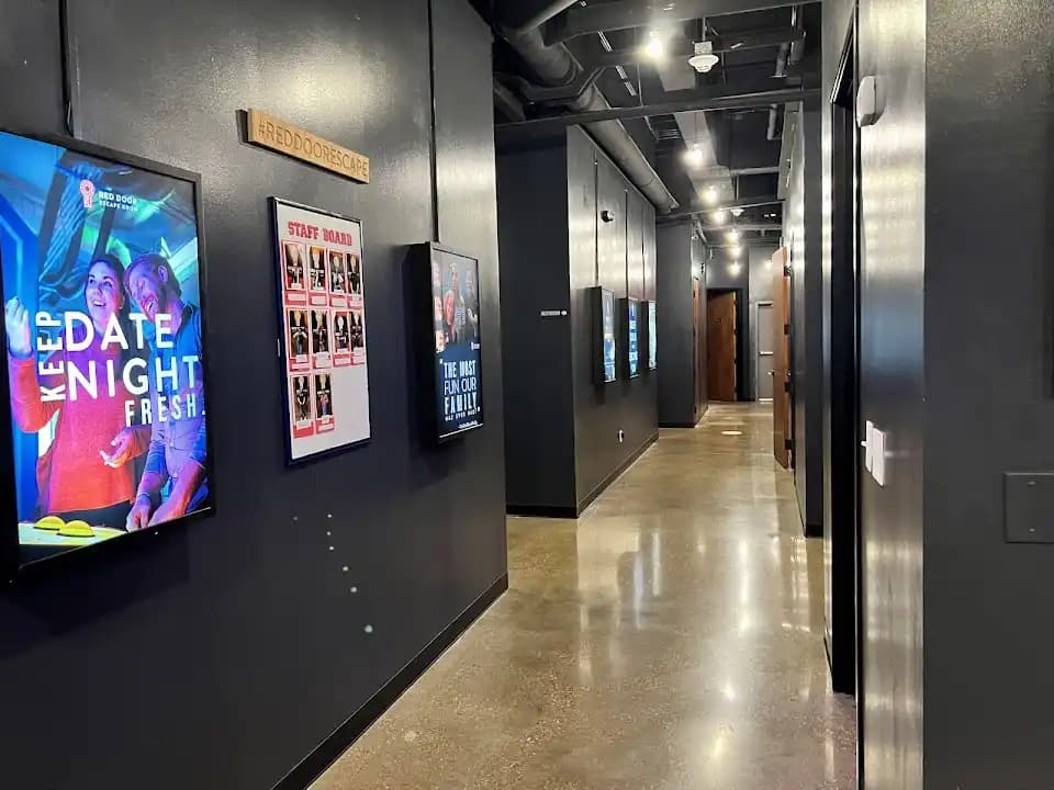 escape rooms experience at Red Door Escape Room located in Houston