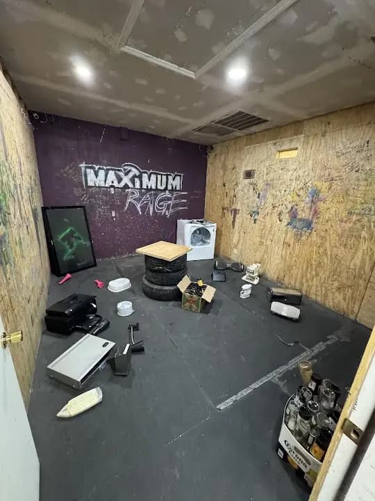 rage rooms experience at Maximum Rage located in Houston