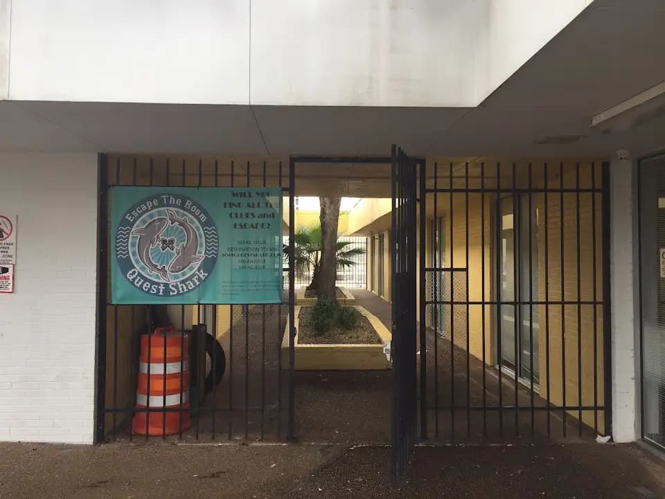 escape rooms experience at Exit Lab Houston Escape Room located in Houston
