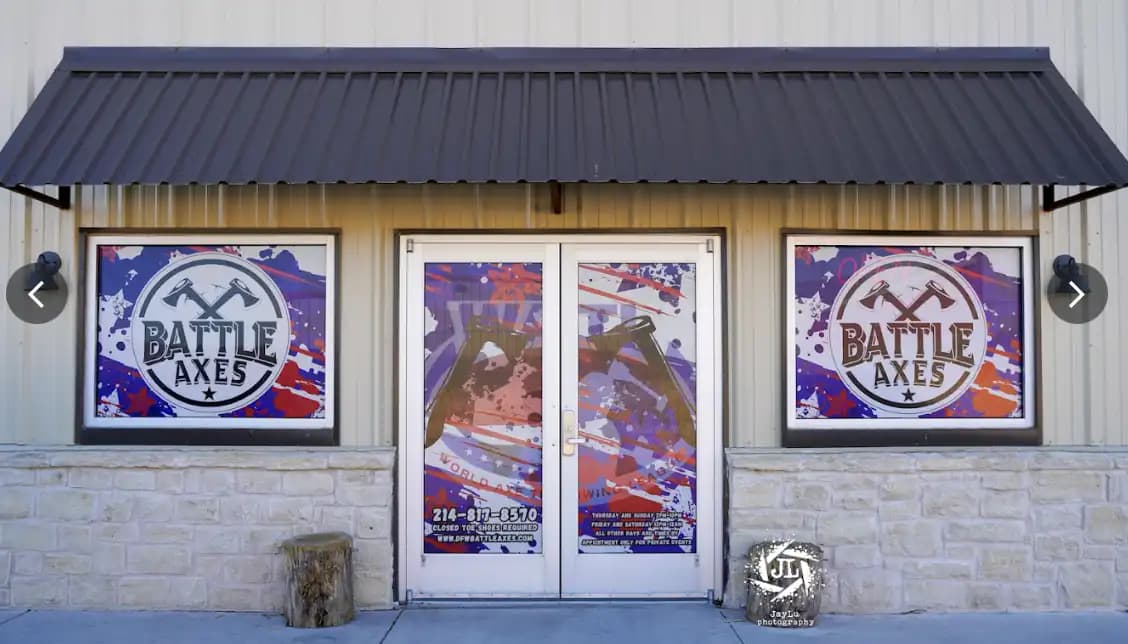 axe throwing experience at Battle Axes Axe Throwing located in Dallas