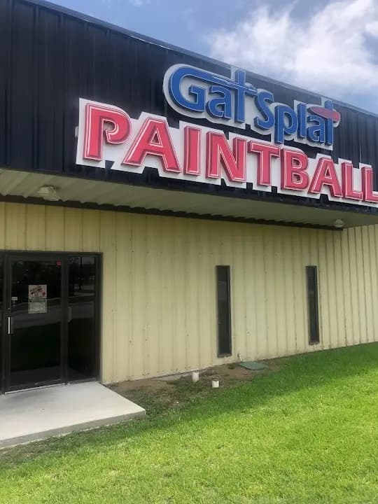 axe throwing experience at Grab Your Axe, Rowlett Axe Throwing located in Dallas