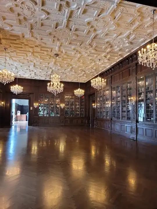 Interior view of Casa Loma Escape Rooms escape rooms facility in Toronto