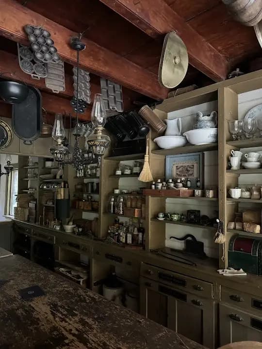 Outdoor Escape Room Where Dark Things Dwell - escape rooms in Toronto - Top rated