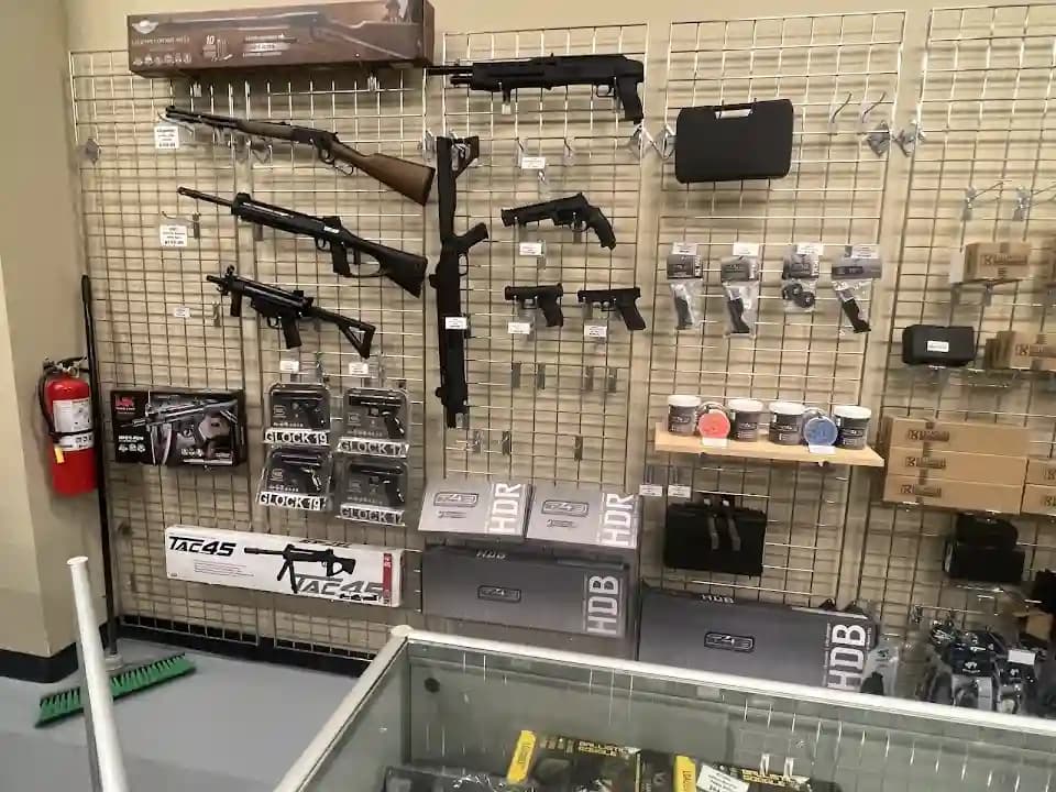 Badlands Paintball & Airsoft Toronto Megastore - Popular paintball destination in Toronto