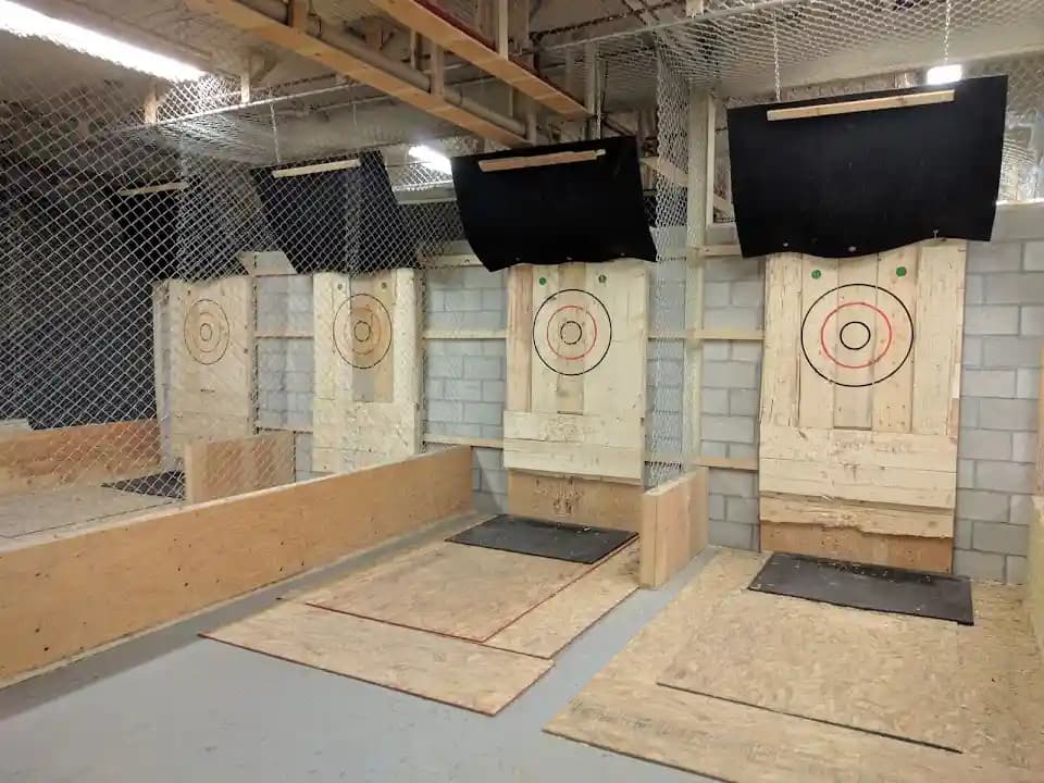 axe throwing experience at Peterborough Axe Club located in Toronto