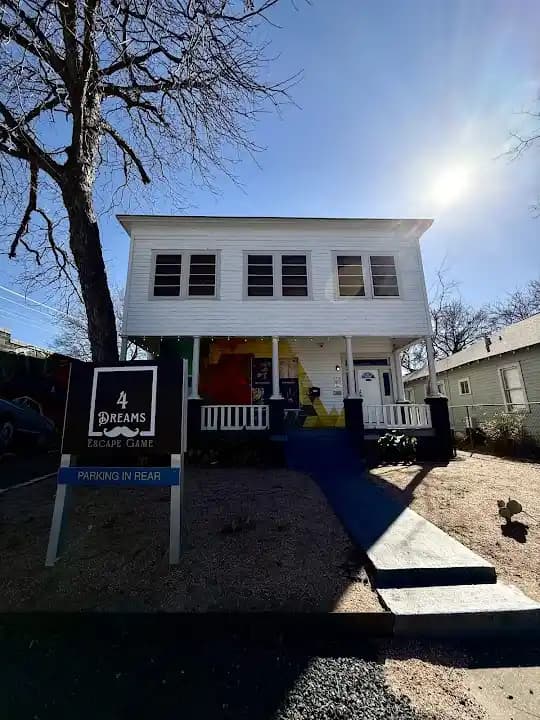 escape rooms experience at 4 Dreams Escape Game - Austin located in Austin