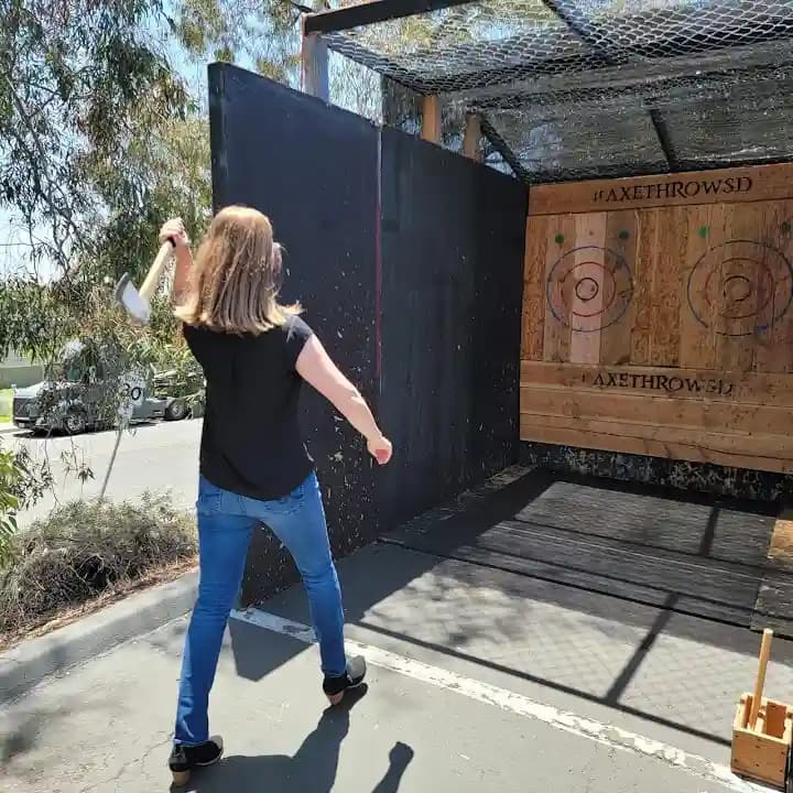 Axe Throw San Diego - Popular axe throwing destination in San Diego
