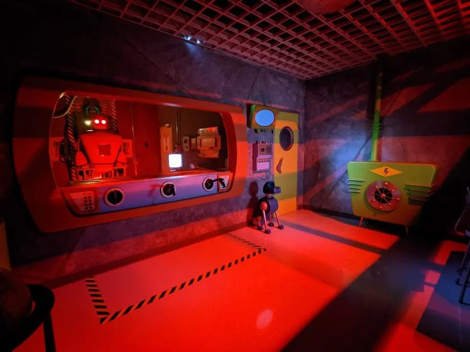 escape rooms experience at The Nemesis Club Escape Games located in Phoenix