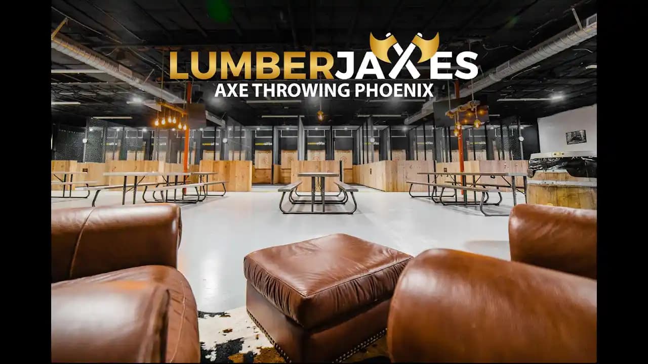axe throwing experience at Lumberjaxes Axe Throwing Bar & Grill located in Phoenix
