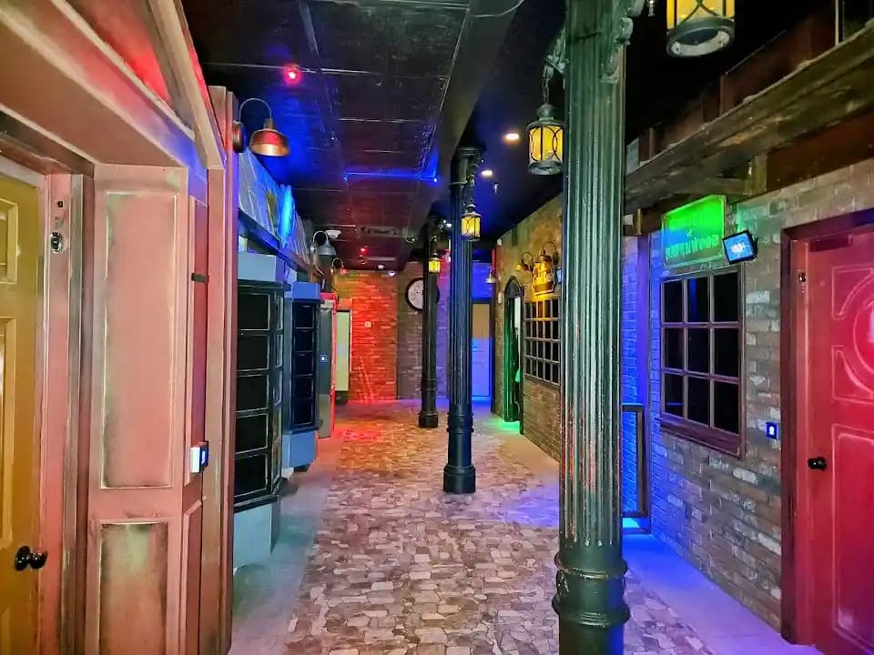 Photo of The Amazing Mirror Maze escape rooms activities in San Antonio