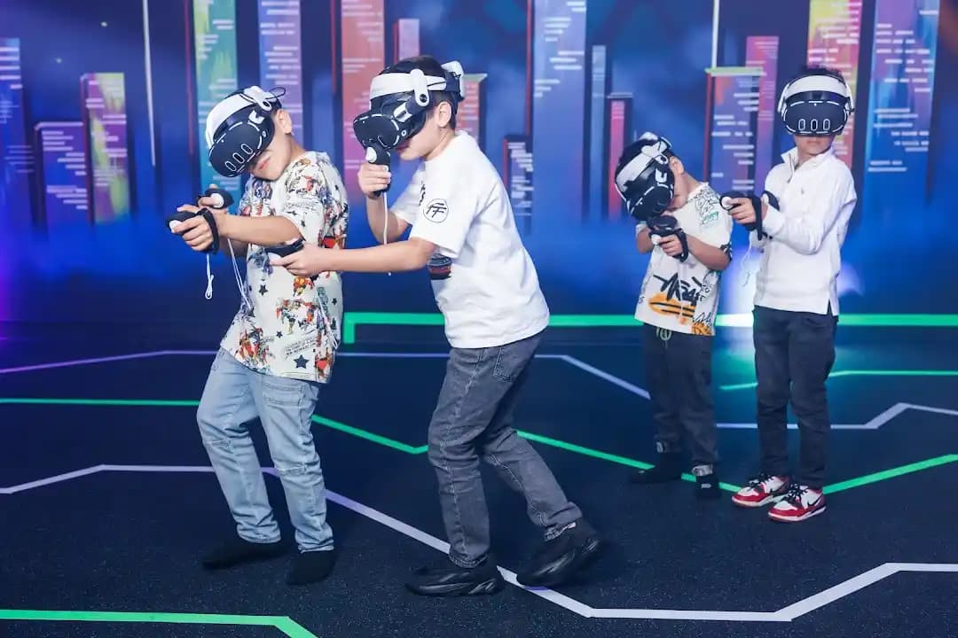 THE CUBE VR & Parties - Popular vr games destination in Los Angeles