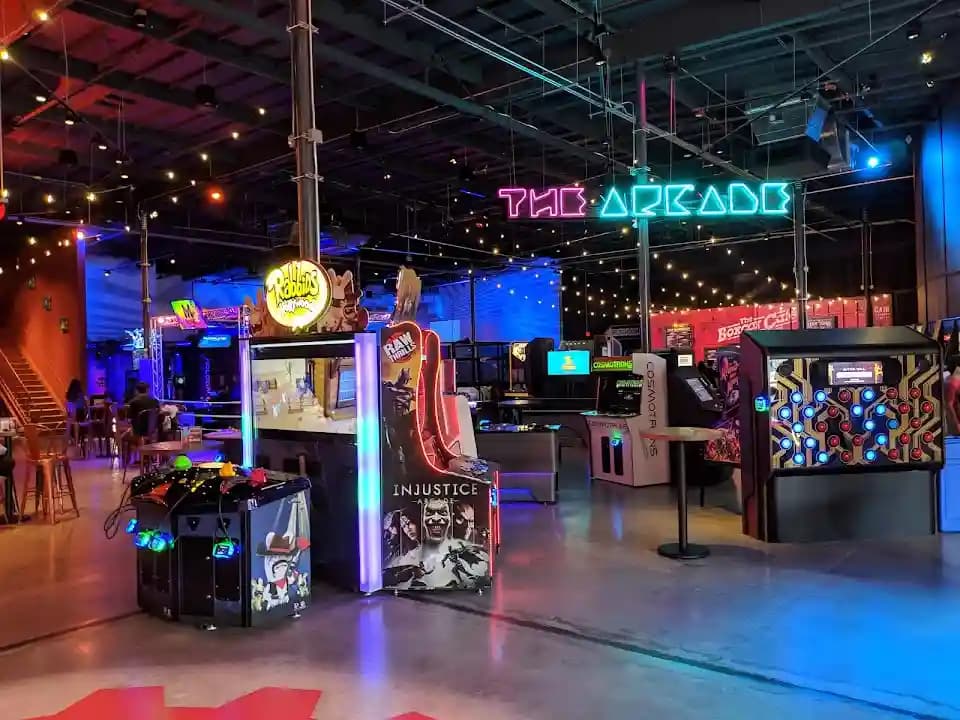 Two Bit Circus - Popular vr games destination in Orlando