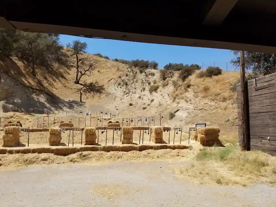 Photo of Oak Tree Gun Club shooting ranges activities in Los Angeles