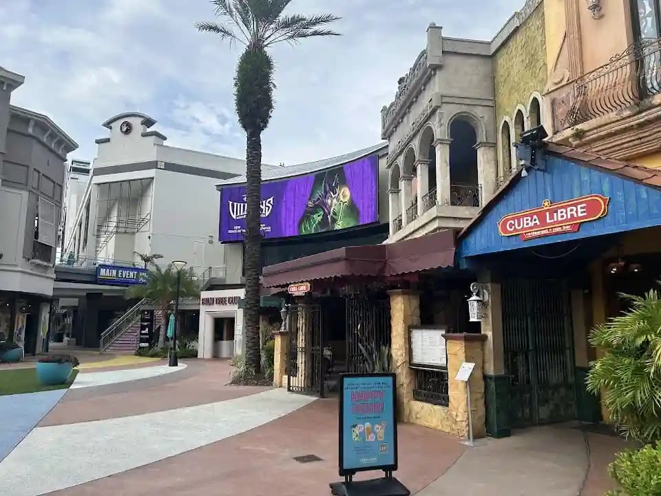 vr games experience at Main Event Orlando located in Orlando