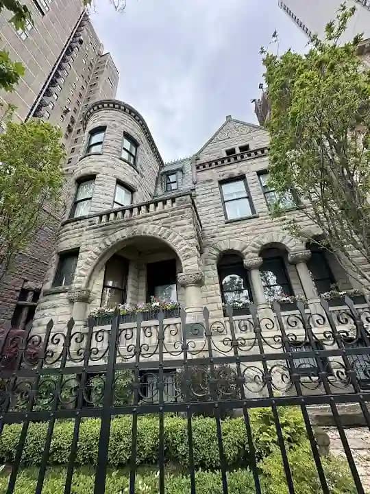 Chicago Murder Mystery Tour - Popular escape rooms destination in Chicago