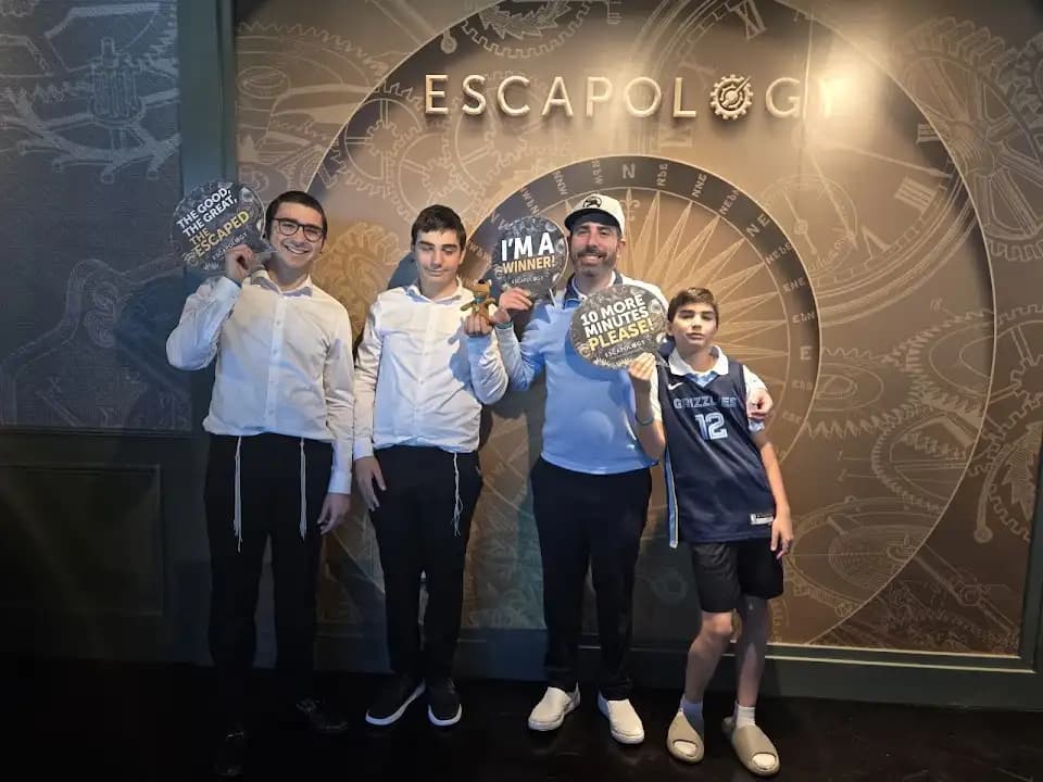 escape rooms experience at Escapology Scottsdale - Live Escape Game Rooms located in Phoenix