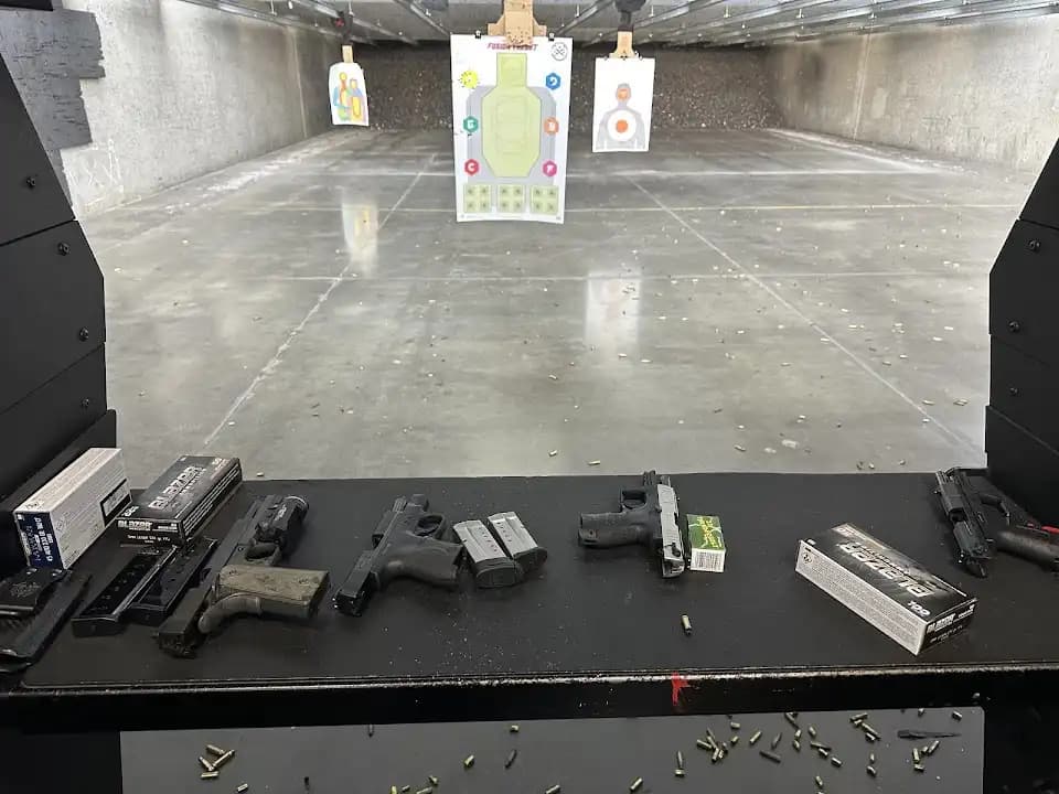 shooting ranges experience at Unlimited Ammo & Range located in Phoenix